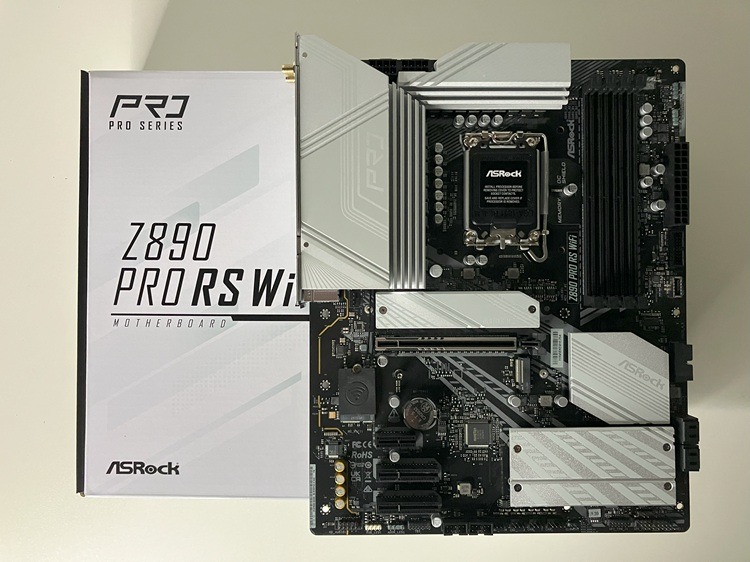 ASRock Z890 Pro RS WiFi