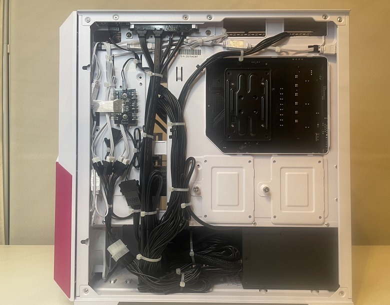 nextgear-mini-insideright