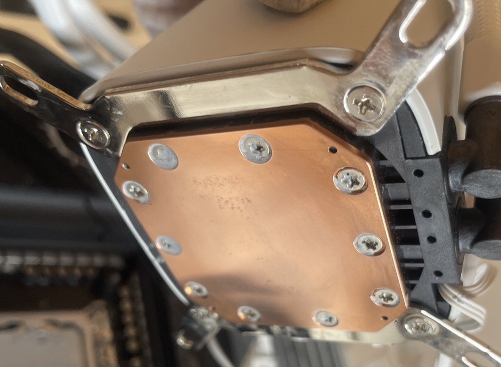 cpu-cooler-greese-rubaway