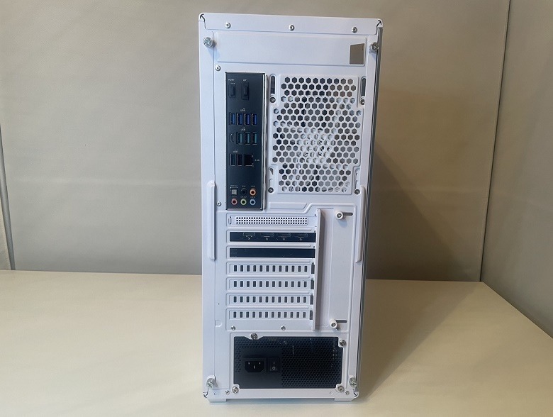 NEXTGEAR-Fulltower-back