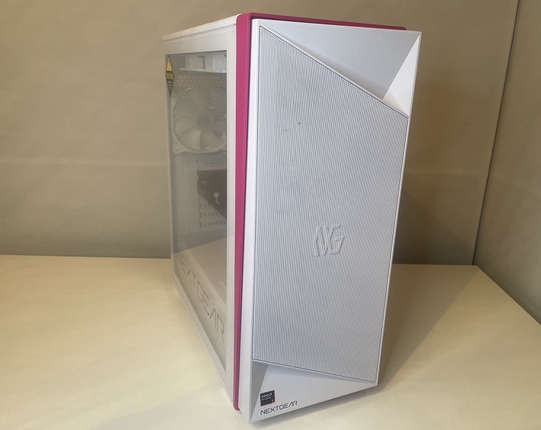 NEXTGEAR-Fulltower-syoumen