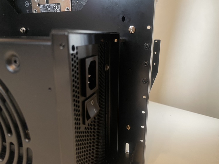 SMZ-2WBT-ATX-gpustay